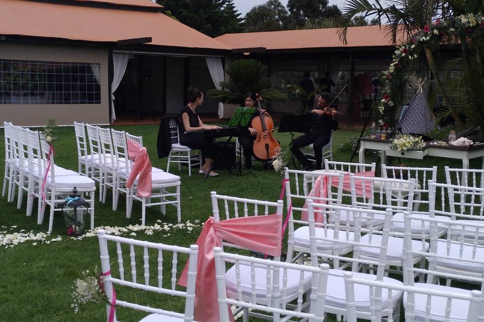 Actuación en ceremonia