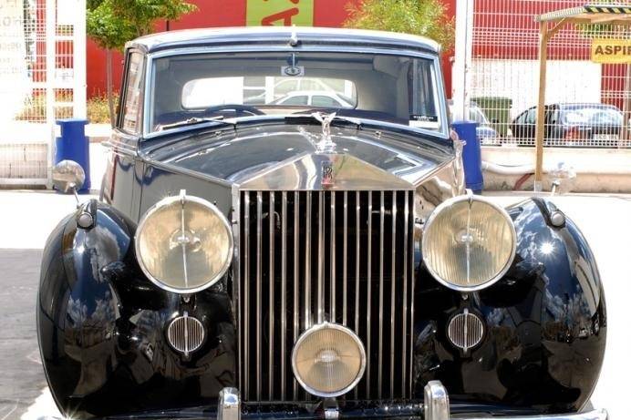 Rolls Royce Silver Wraith