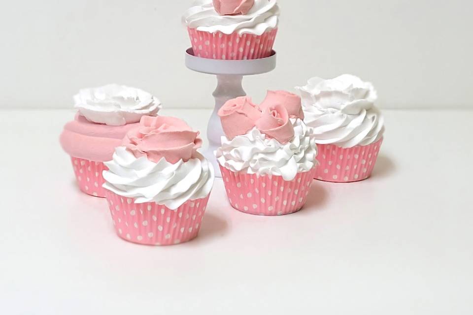 Wedding fake cupcakes