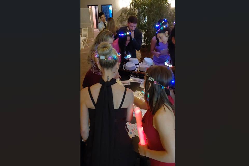 Recogiendo láminas