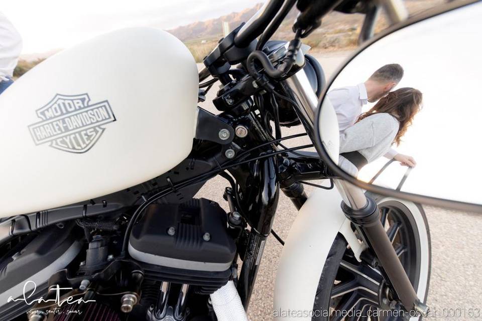 Harley Experiences - Alquiler de moto
