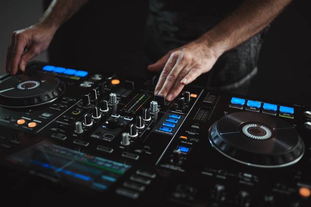 Djs especializados