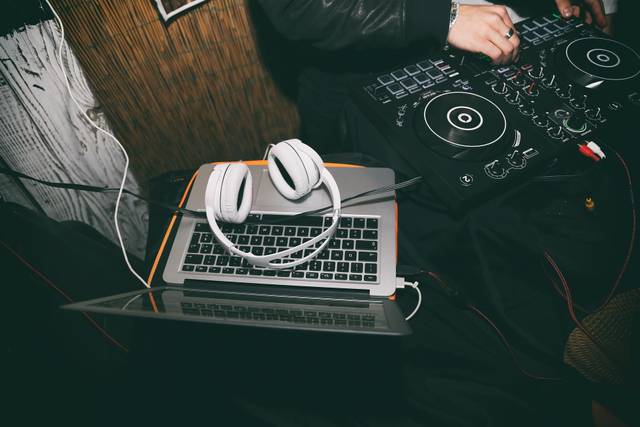 Djs especializados