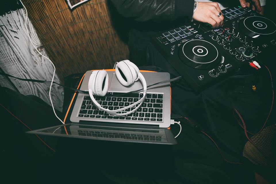 Djs especializados