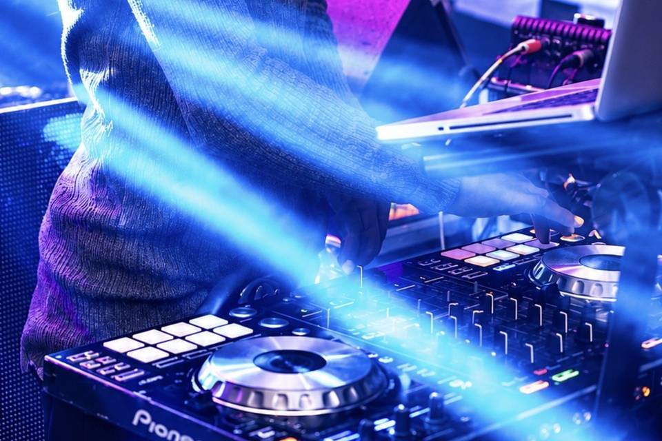 Dj sonido en evento especial