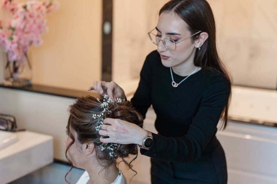 Maquillaje y peluquería