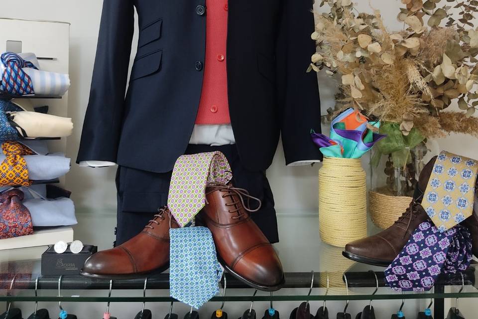 Traje y complementos