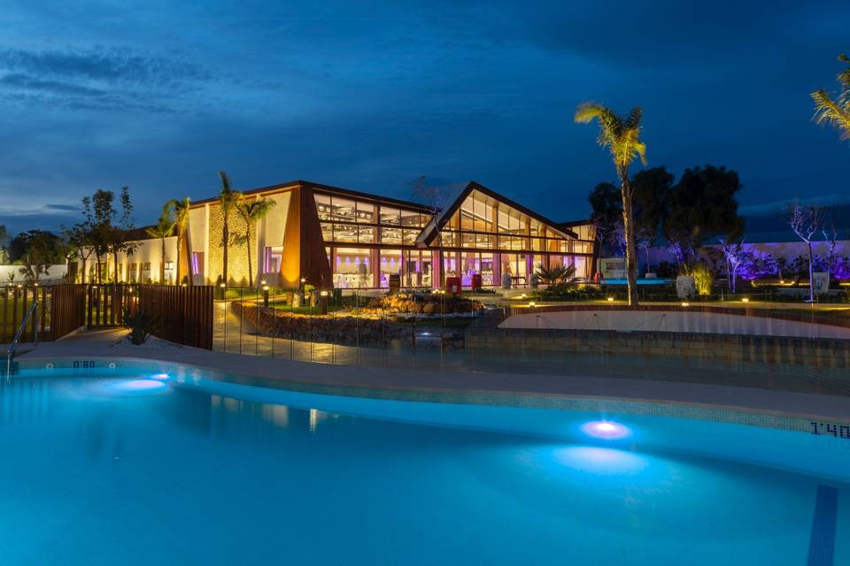 Vista desde la piscina