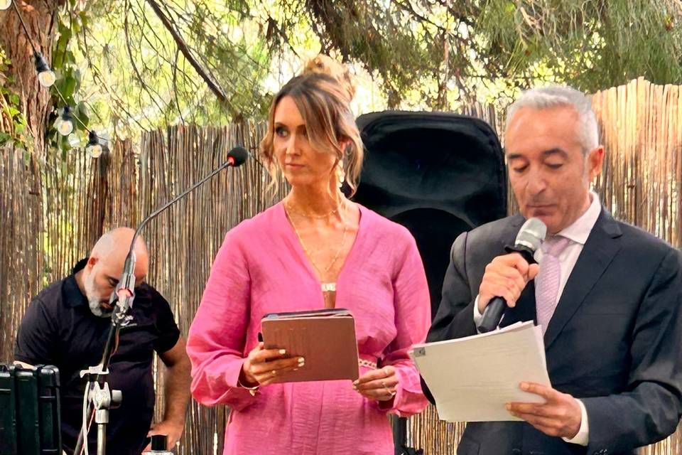 Equipo de oficiantes.