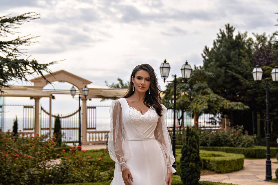 Irina Novias