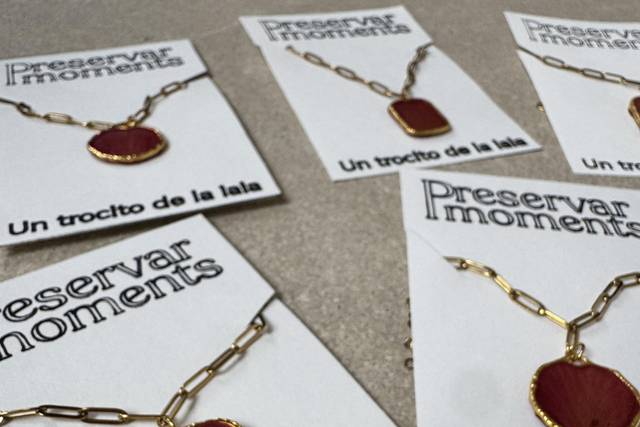 Collares de rosa