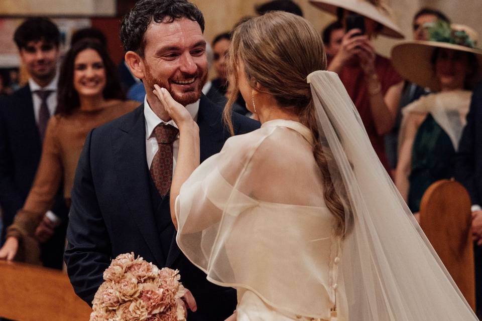 LA EMOCIÓN AL VER A LA NOVIA