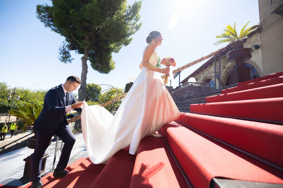 La novia llegando