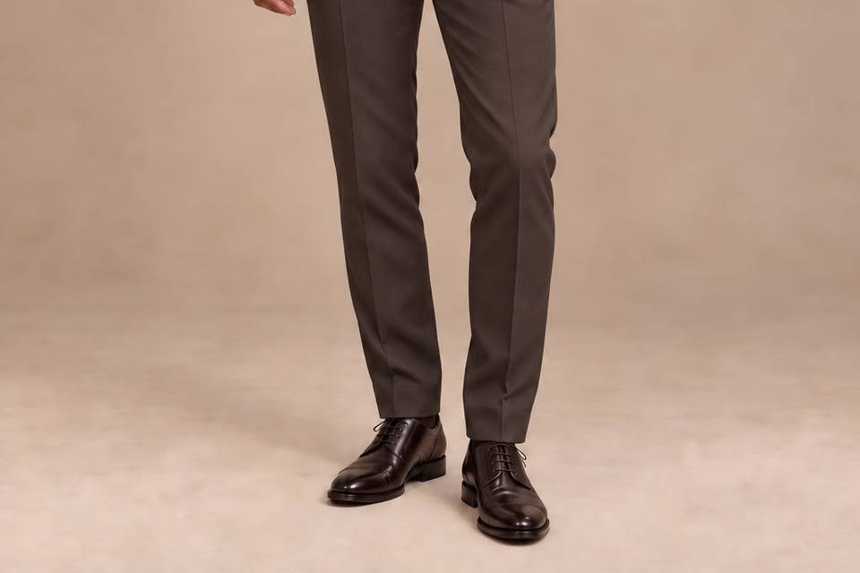 TRAJE MARRON 249.90€