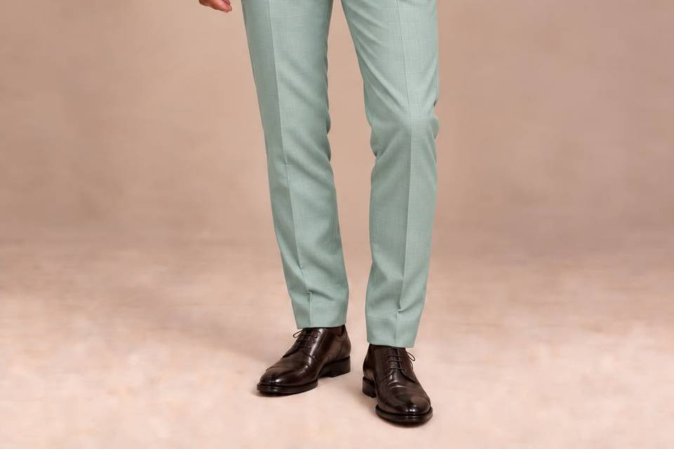 TRAJE INVITADO  VERDE