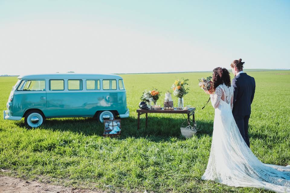 Wedding Bus