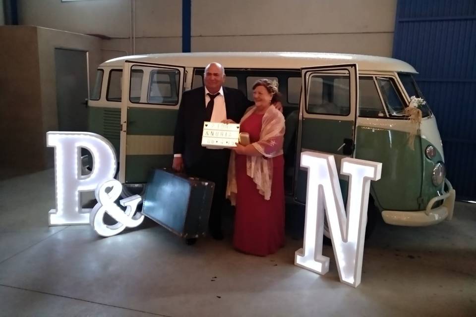 Wedding Bus