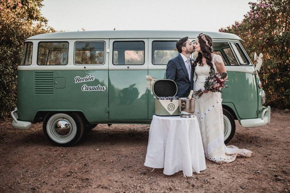 Wedding Bus