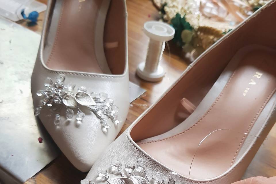 Zapatos de novia decorados