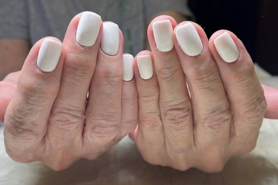 Helen Sánchez - Estudio de uñas