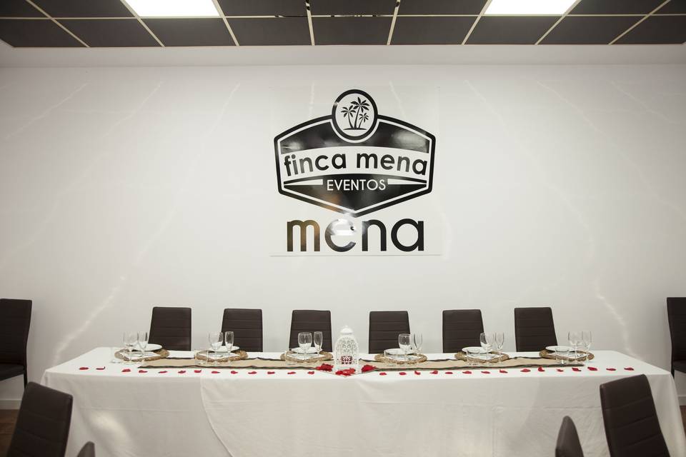 Salón Mena