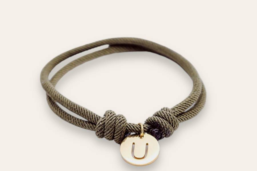 Pulsera nudo inicial