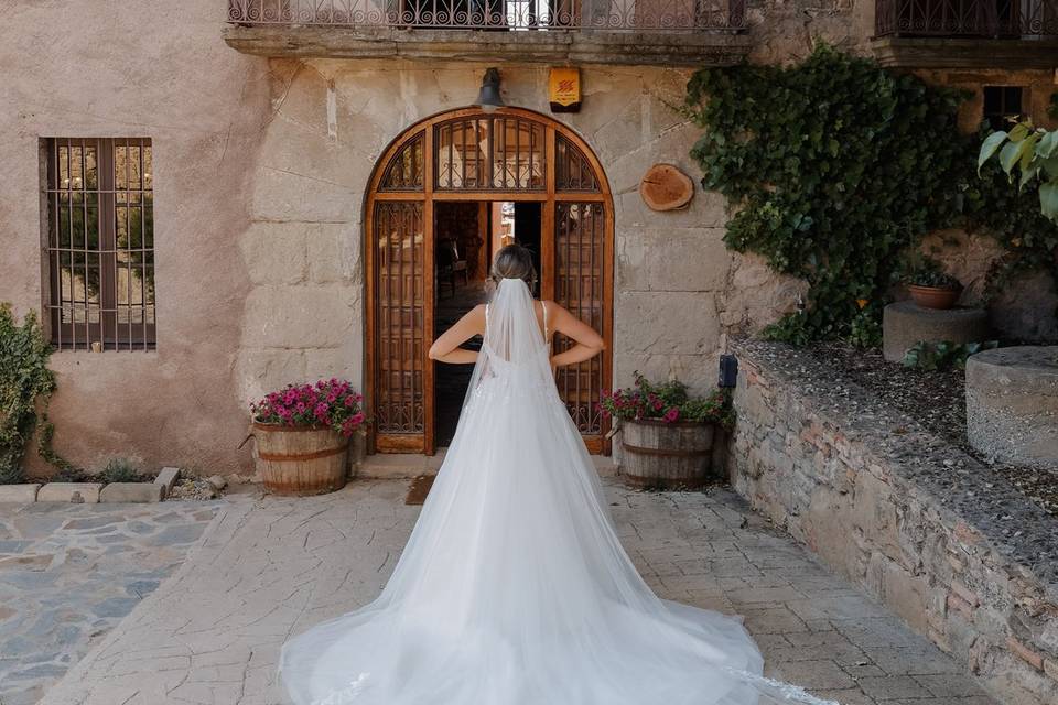 Los novios en la entrada