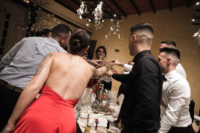 ¡Un brindis!