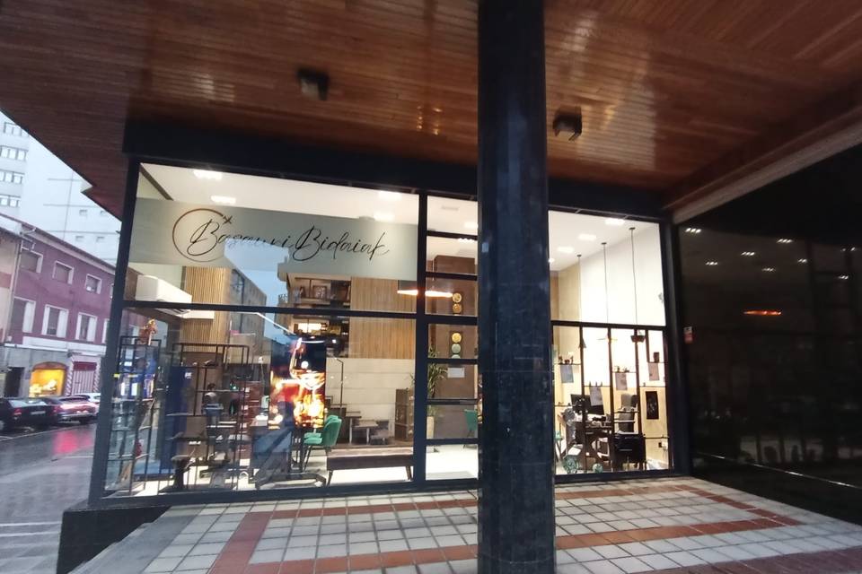 OFICINAS BASAURI BIDAIAK