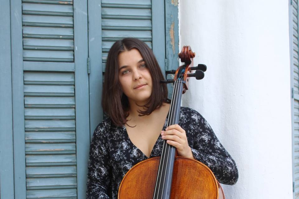 Emma al cello