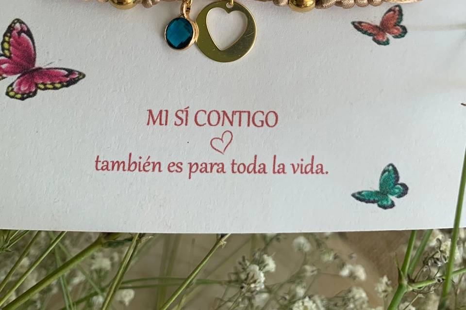 Pulsera corazón hilo oro