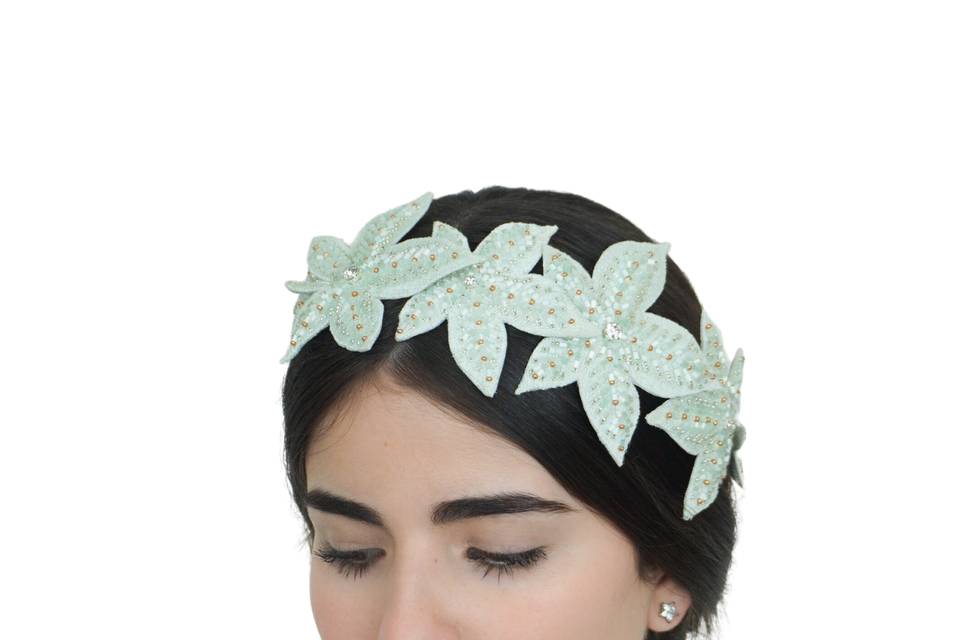 Naila Clear. Diadema \ Tiara