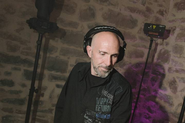 DJ professional