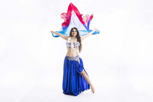 Harika Nur - Danza del vientre