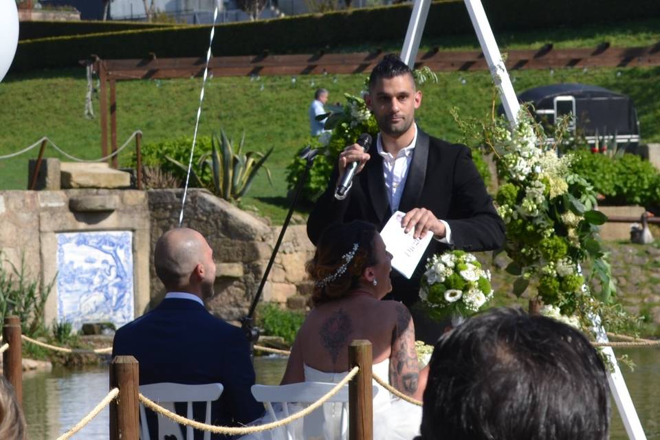 Fernando Rqr - Maestro de ceremonias