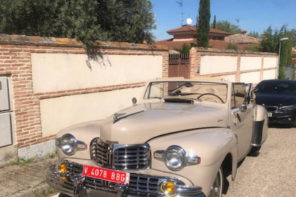 Coche descapotable para boda