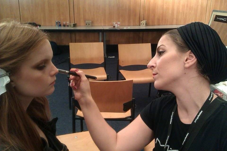 Make-Up Art Studio