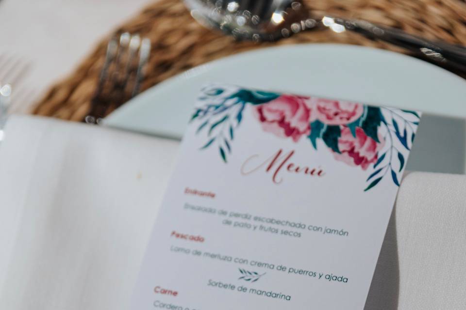 Minuta diseñada como invitación