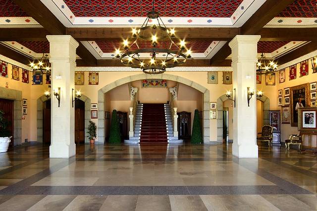 Entrada Espacio Portico