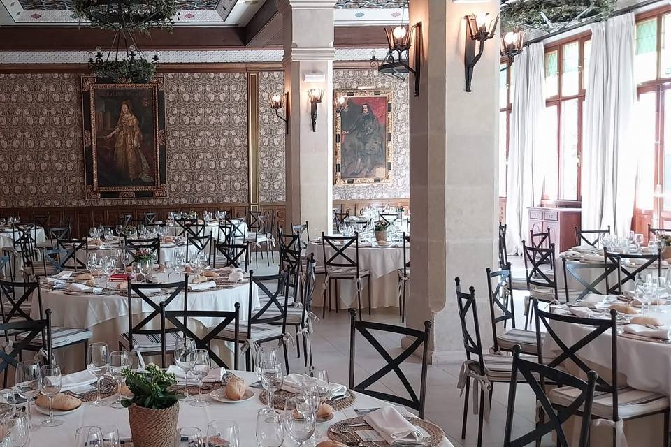 Comedor Hombres Ilustres