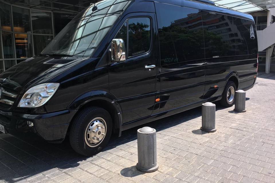 Mercedes Sprinter 14 pax.