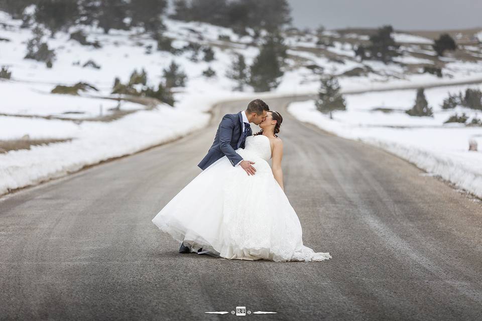 Postboda en la nieve