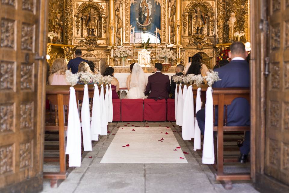 En la iglesia