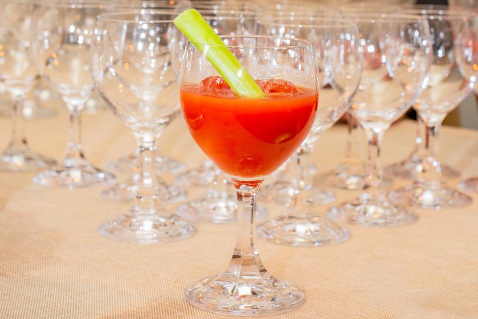 Bebida de cóctel roja