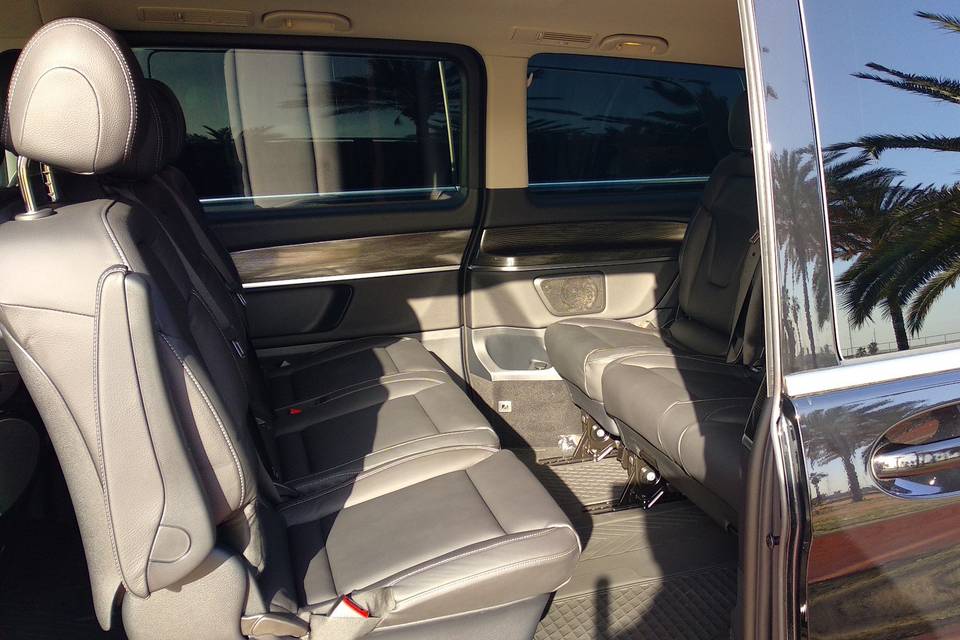 Interior de Minivan Mercedes V