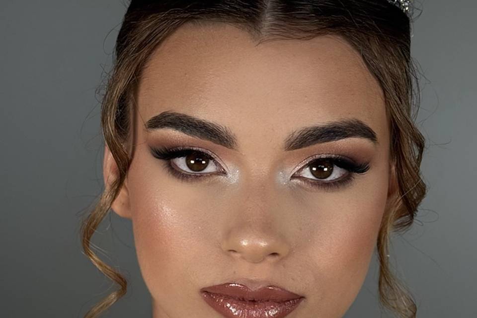 Dama