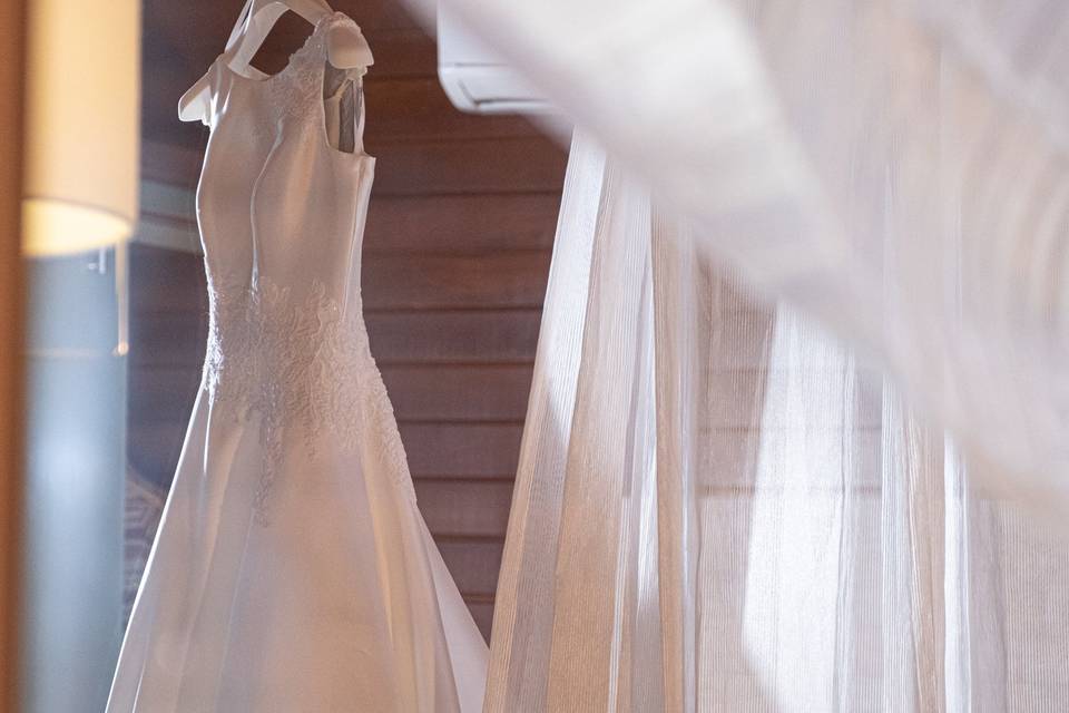 Detalles del traje J&C