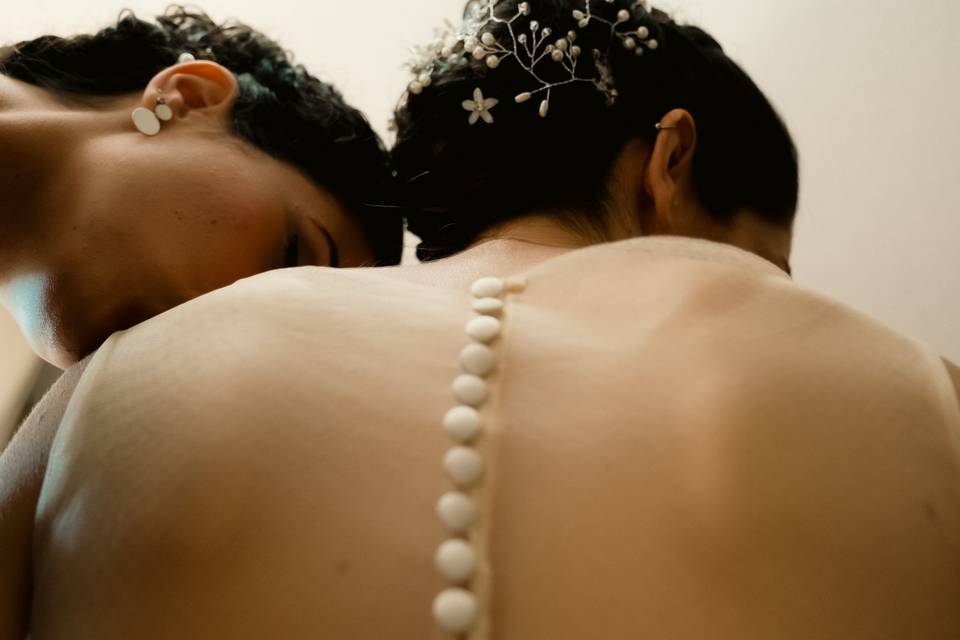 Beso de hermana en Almeria