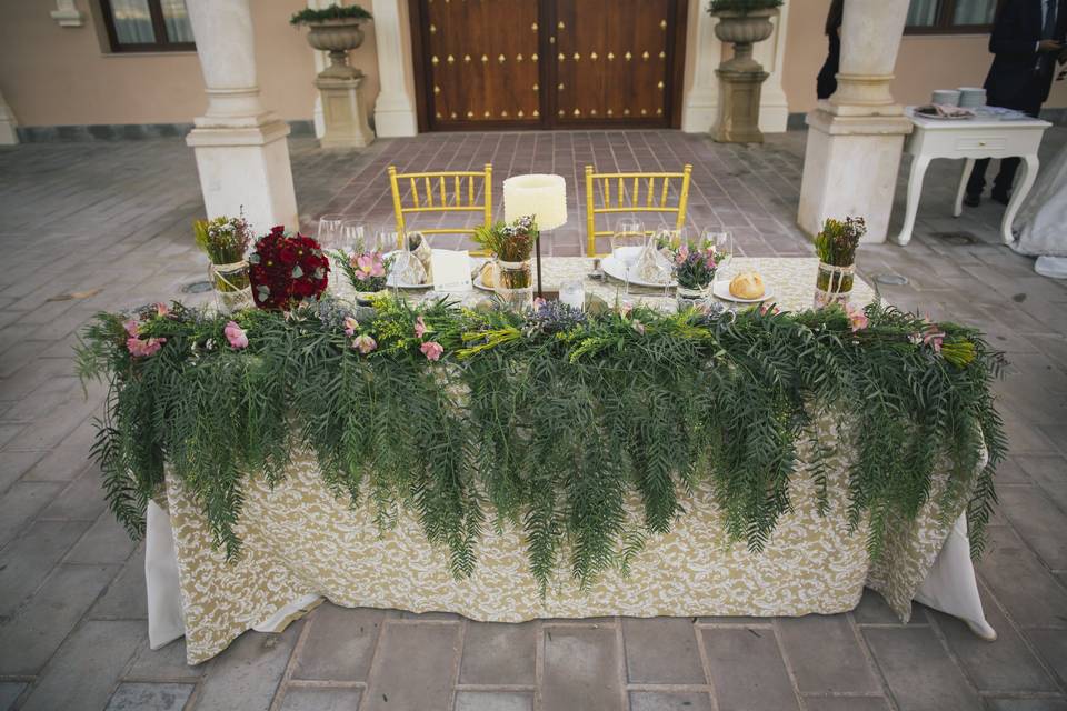 Jardines y Cortijo Caballo Blanco