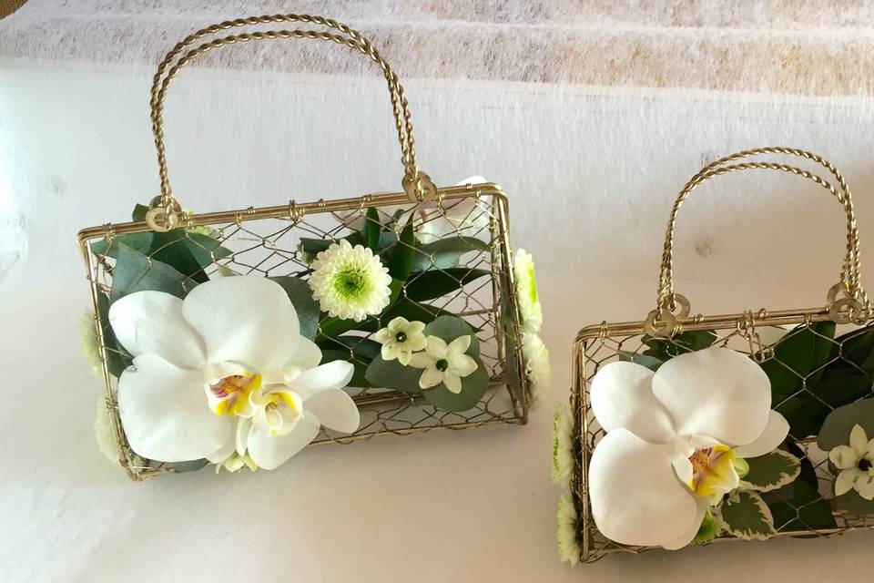 Bolsos con flor cortada